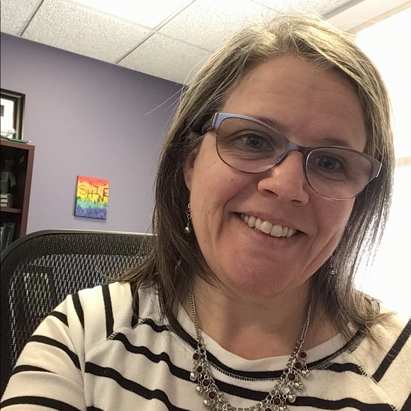 Meet your Posher, Barbara - Picture 1 of 1